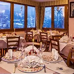 Szálloda Des Glaciers 3*