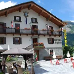 Des Glaciers Hotel 3*
