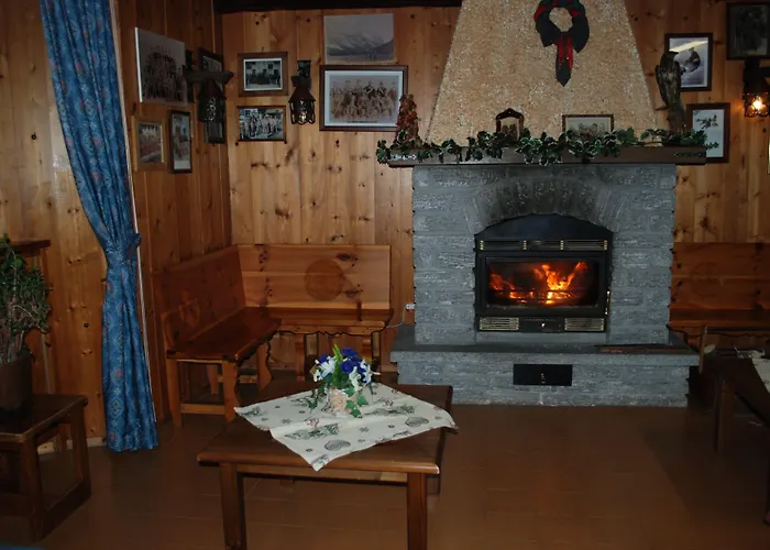 Hotel Des Glaciers 3*